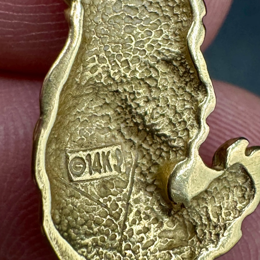 14K Gold Cat Pendant - Picture 2 of 2